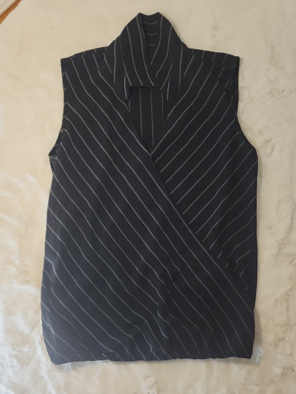 Wonen's Sleeveless Black And White Striped Wrap-Style Blouse Tank Size S